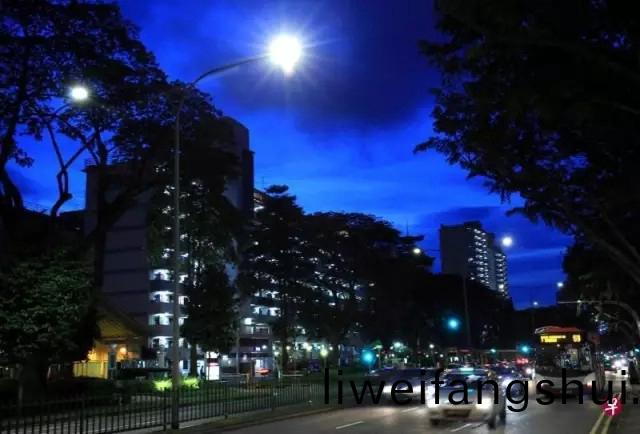 新加(jia)坡計劃(hua)2022年前將全(quan)國(guo)路燈(deng)更(geng)換(huan)成LED